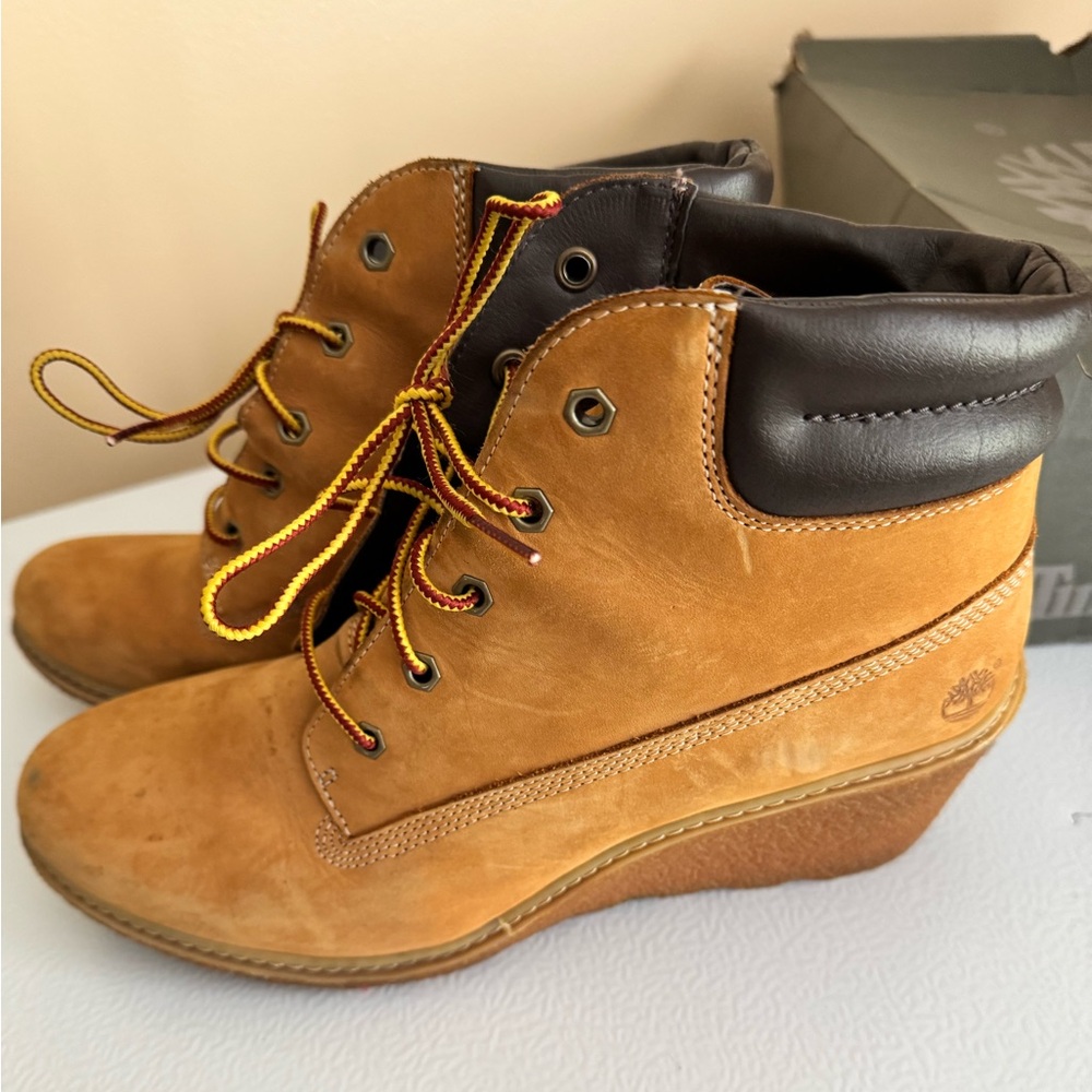 Timberland Womens Amston 6" Wheat Nubuck Wedge Heel boots‎ size 11